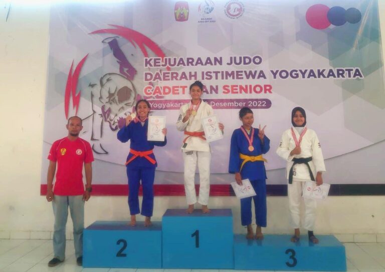 Juara 1 Pi Senior 45 Kg Kejuaraan Judo Daerah Istimewa Yogyakarta 2022